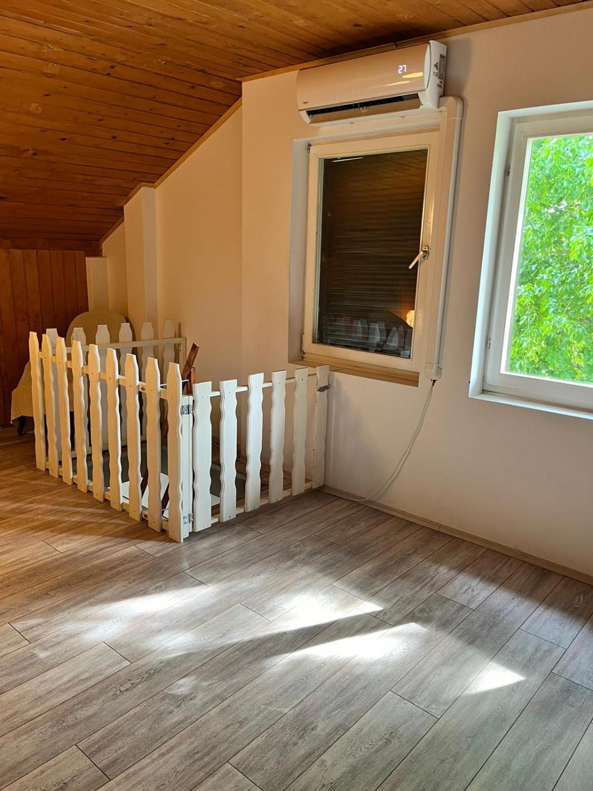 דוגה רסה Family & Friends Apartments - Mreznica מראה חיצוני תמונה