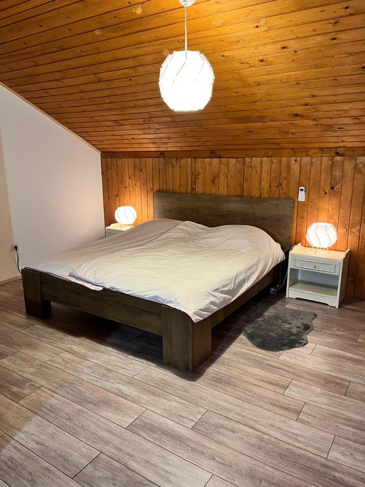 דוגה רסה Family & Friends Apartments - Mreznica מראה חיצוני תמונה